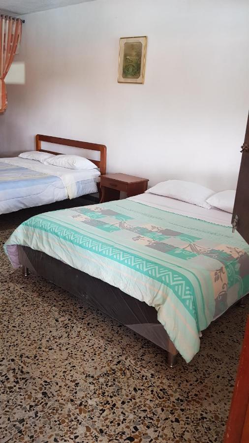 Balneario Chorillano Hotell Villavicencio Exteriör bild