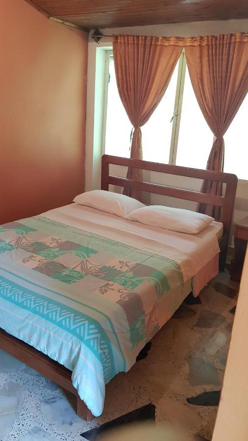 Balneario Chorillano Hotell Villavicencio Exteriör bild
