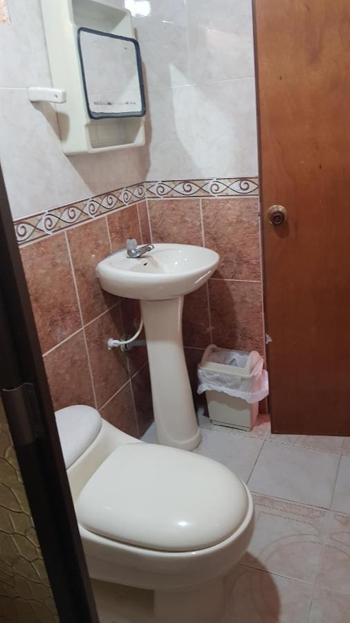 Balneario Chorillano Hotell Villavicencio Exteriör bild