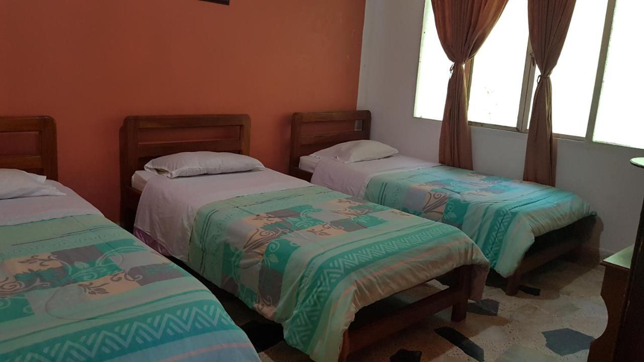 Balneario Chorillano Hotell Villavicencio Exteriör bild