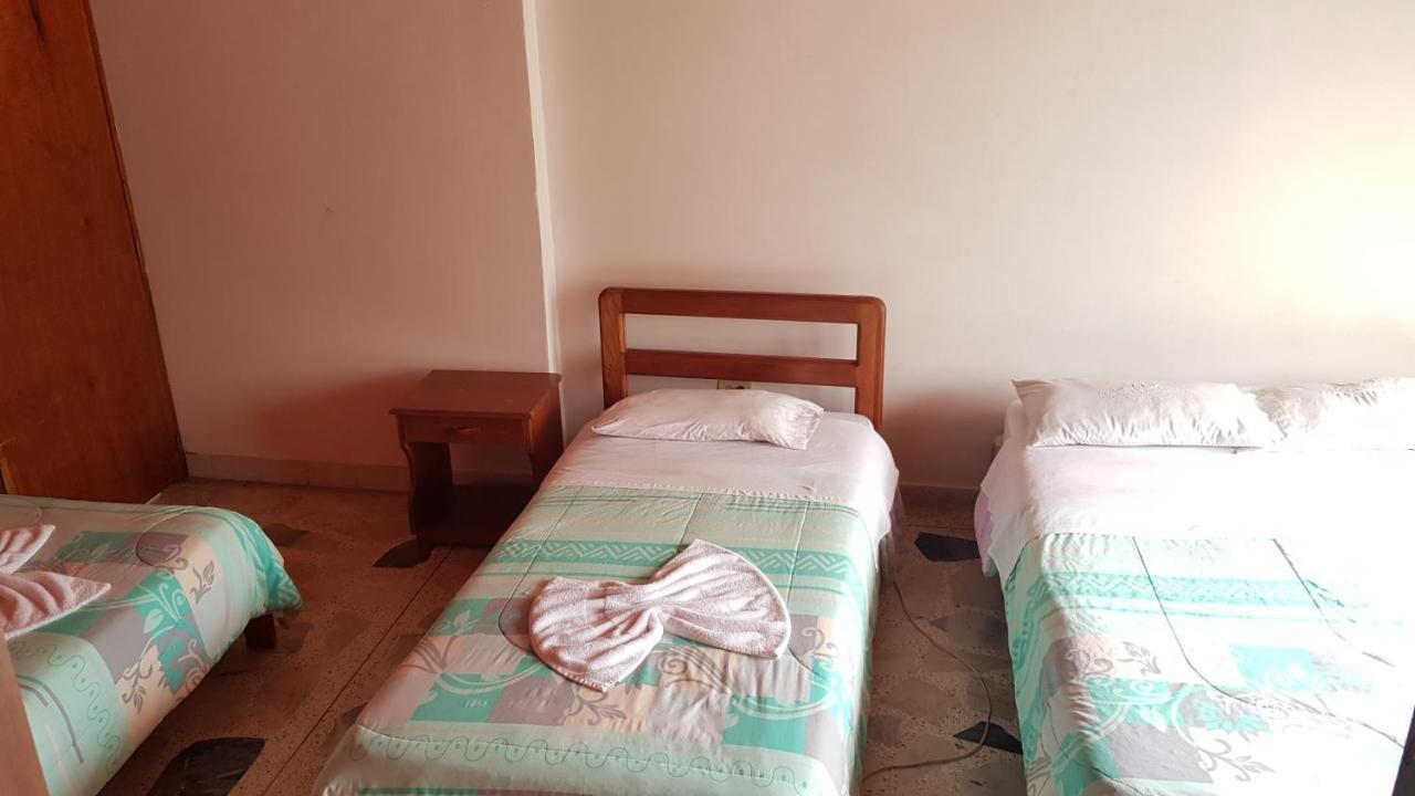 Balneario Chorillano Hotell Villavicencio Exteriör bild
