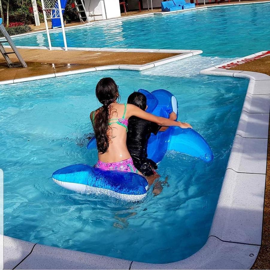 Balneario Chorillano Hotell Villavicencio Exteriör bild