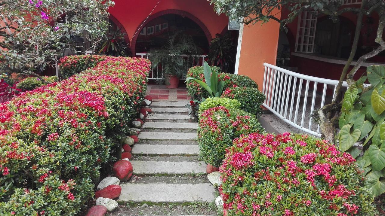 Balneario Chorillano Hotell Villavicencio Exteriör bild