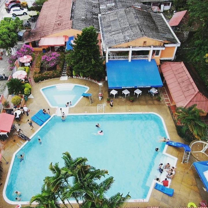 Balneario Chorillano Hotell Villavicencio Exteriör bild